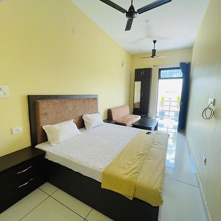 Bld Restaurant And Home Stay Dehradun Luaran gambar